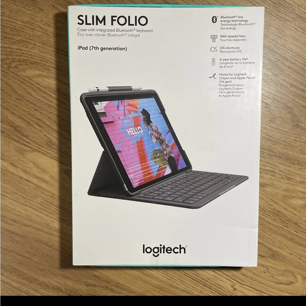 Logitech Bluetooth iPad (7th, 8th and 9th Generation) Keyboard Case Slim Folio